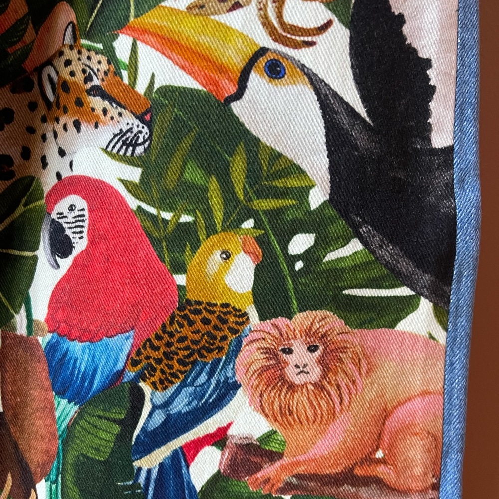 Levi’s X Farm Rio NWT cropped tropical jeans 26 - Picture 4 of 12
